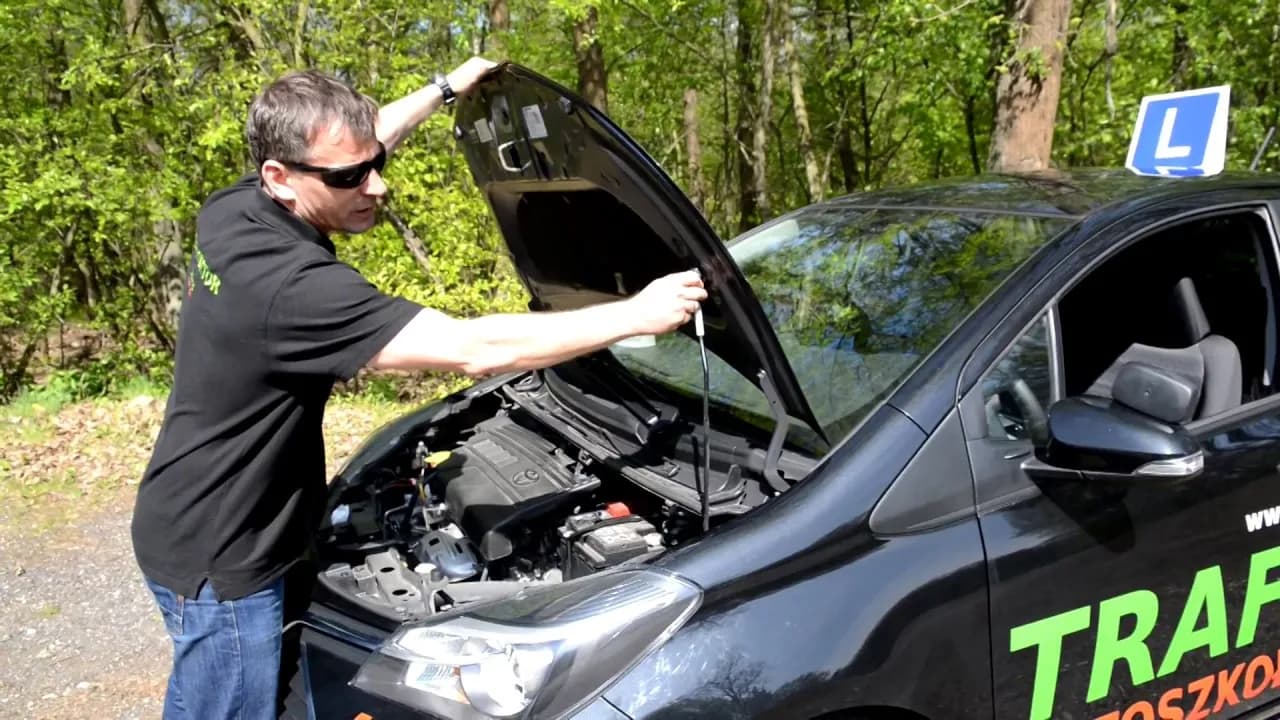 Jak otworzyć maskę Toyota Yaris - proste kroki i rozwiązania problemów Jak otworzyć maskę Toyota Yaris - proste kroki i rozwiązania problemów