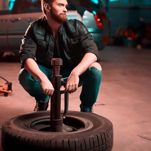 Jak wybrać najlepszy lewarek do samochodu? Porównanie i praktyczne porady Jak wybrać najlepszy lewarek do samochodu? Porównanie i praktyczne porady